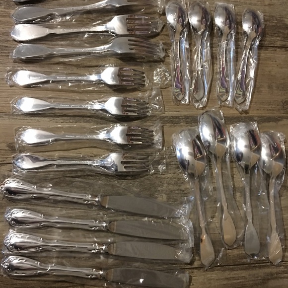 NORITAKE SERENADE JAPAN-SILVER ON STEEL 20 PIECE SETTING - Picture 5 of 6